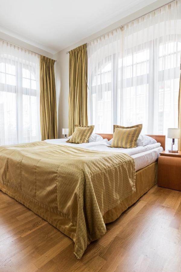 Hotel Vabank Golub-Dobrzyń Buitenkant foto