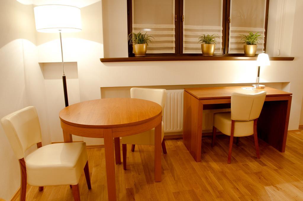 Hotel Vabank Golub-Dobrzyń Buitenkant foto